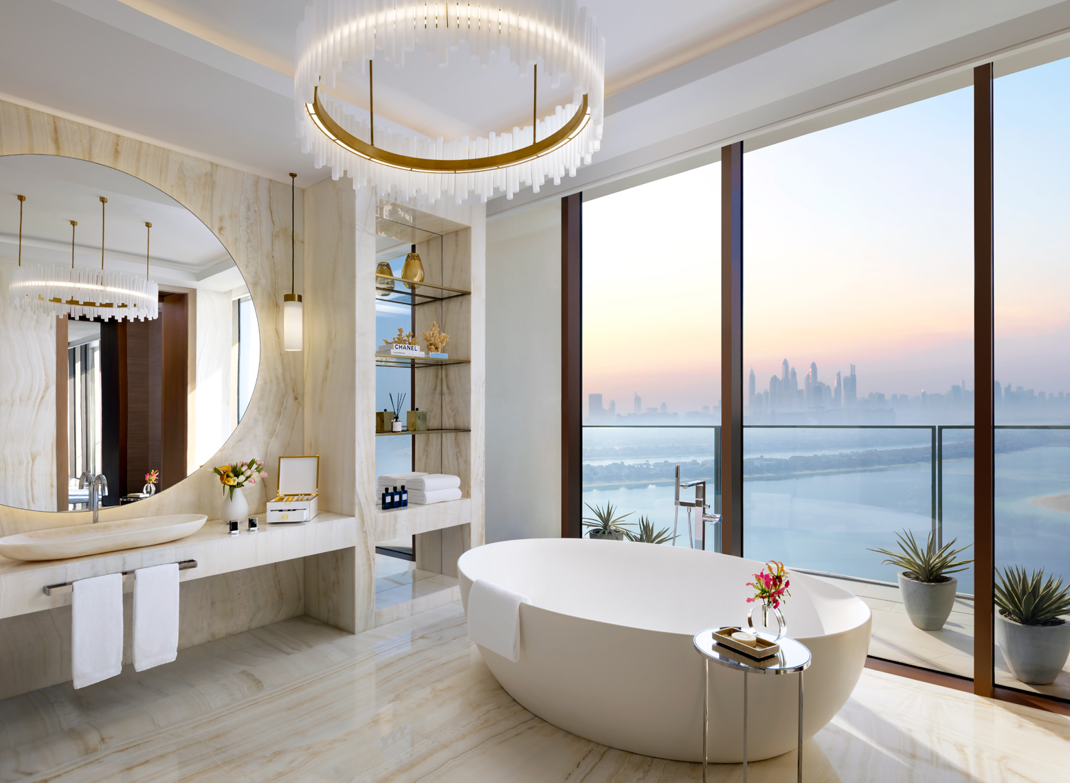 Atlantis_The_Royal_Bathroom_Palm_View