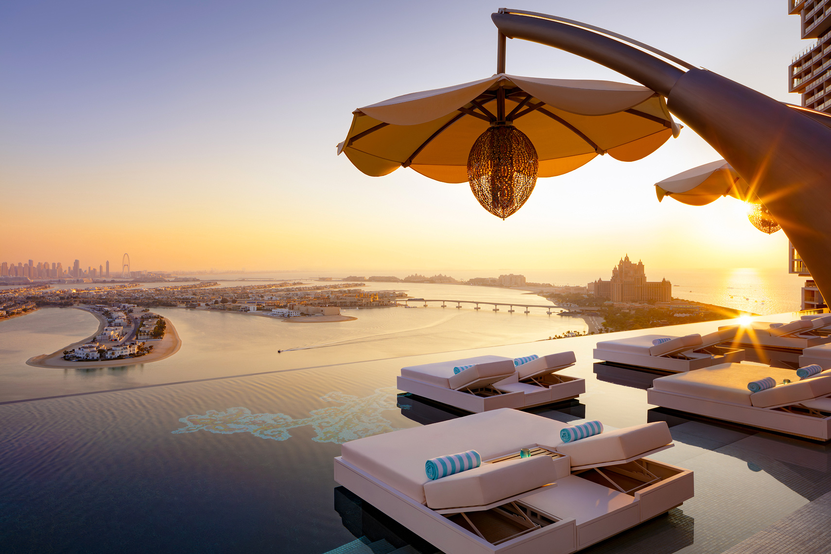 Atlantis The Royal Hotel & Resort, Dubai - Cloud 22 Beach Club pool