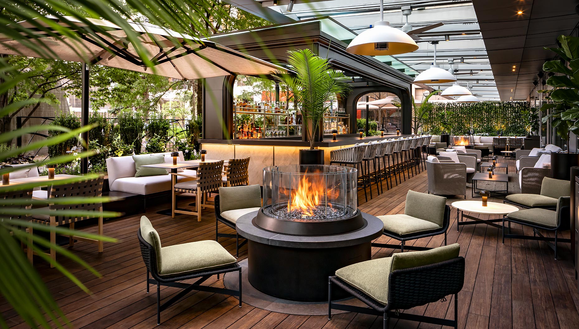 Epoch Restaurant Terrace at Ritz Carlton Toronto