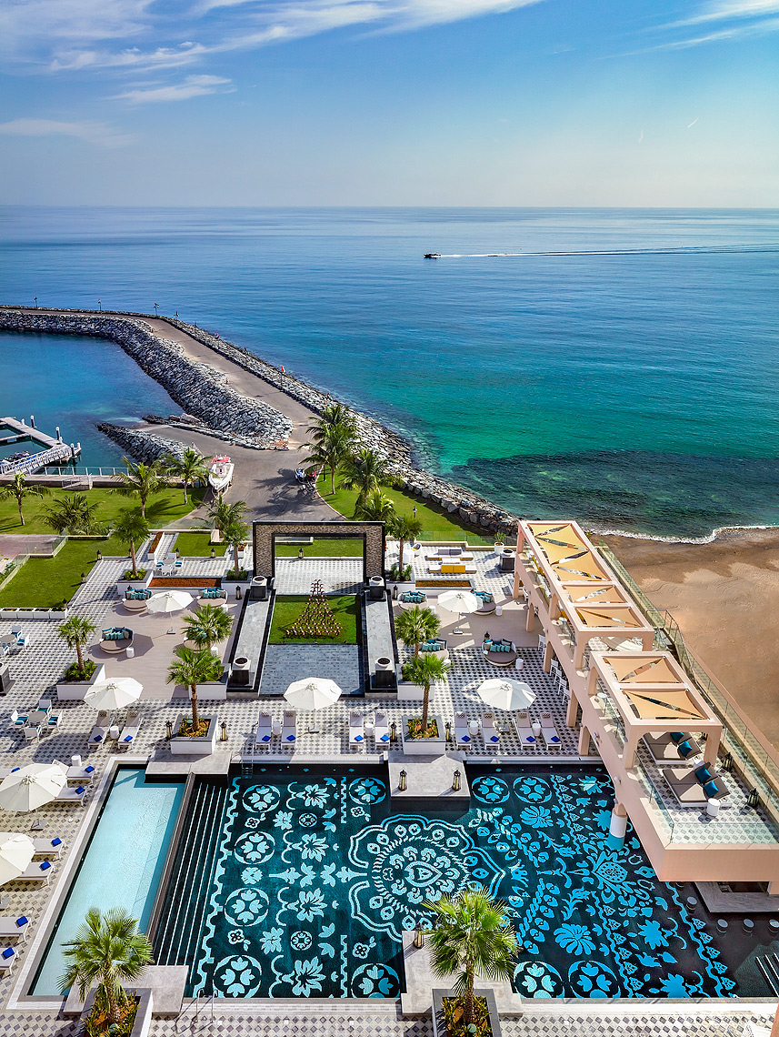 Fairmont fujairah beach resort. Fairmont Fujairah Beach Resort 5. Fairmont Fujairah 5 ОАЭ. Фаирмонт Фуджейра отель эмираты. Отель Резорт Фуджейра отель.