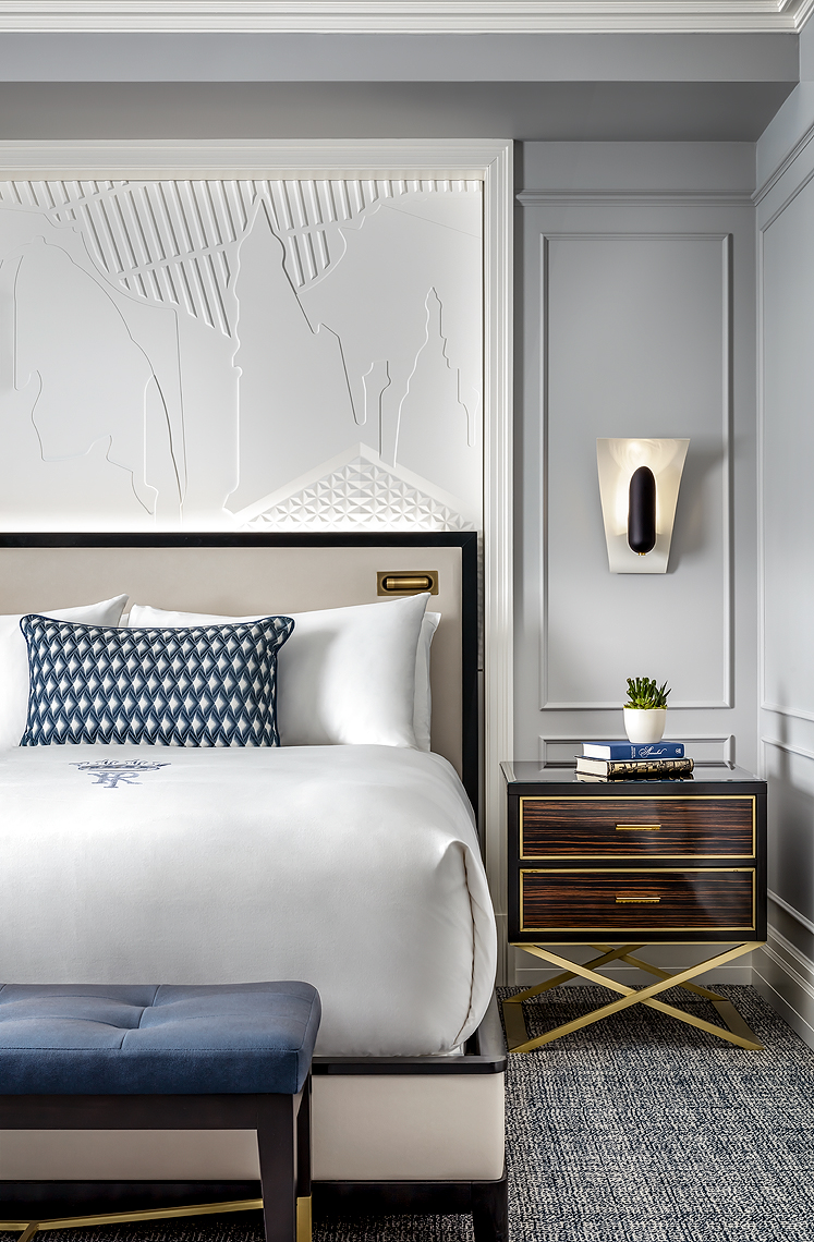 Fairmont Royal York Hotel Toronto -  Gold Guestroom