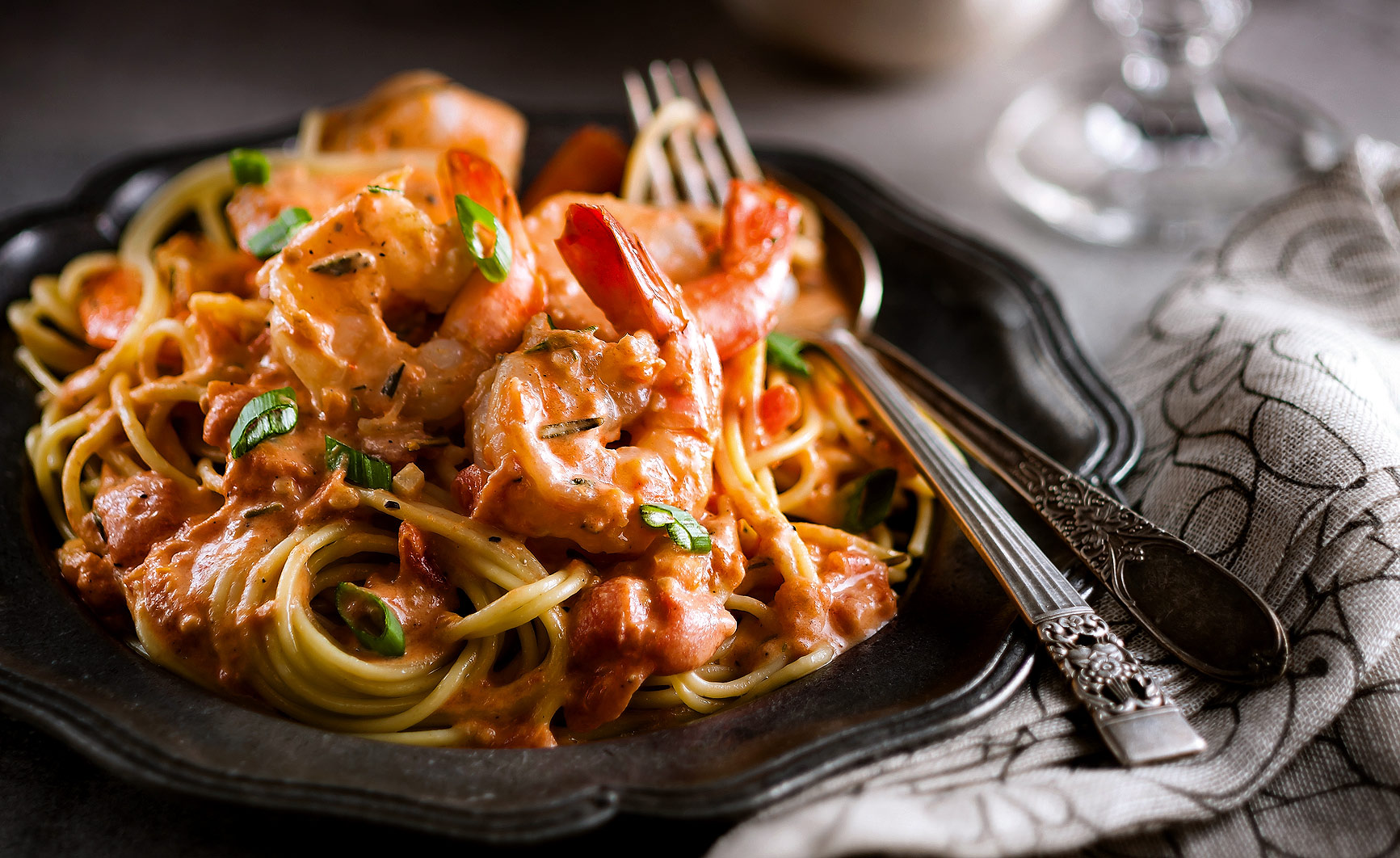 Spaghetti with Shrimps & Rosé Sauce