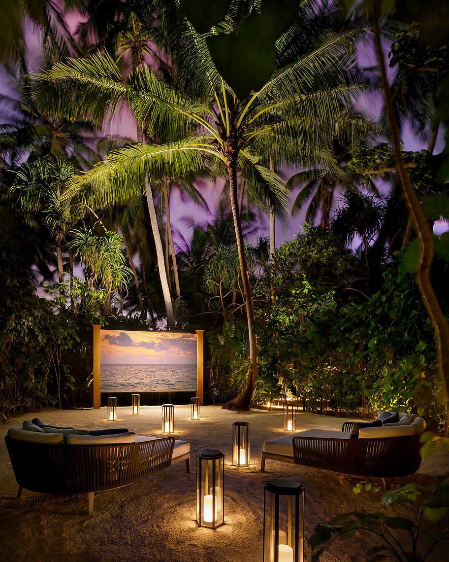 St. Regis Maldives - Jungle Cinema