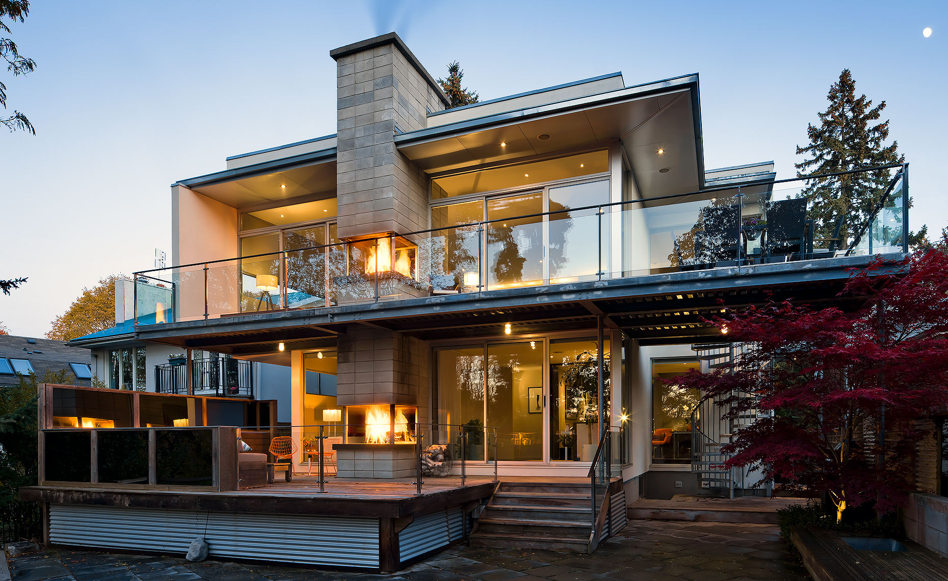 Toronto_Modern_Home_Exterior BRANDON BARRÉ Luxury Hotel & Resort